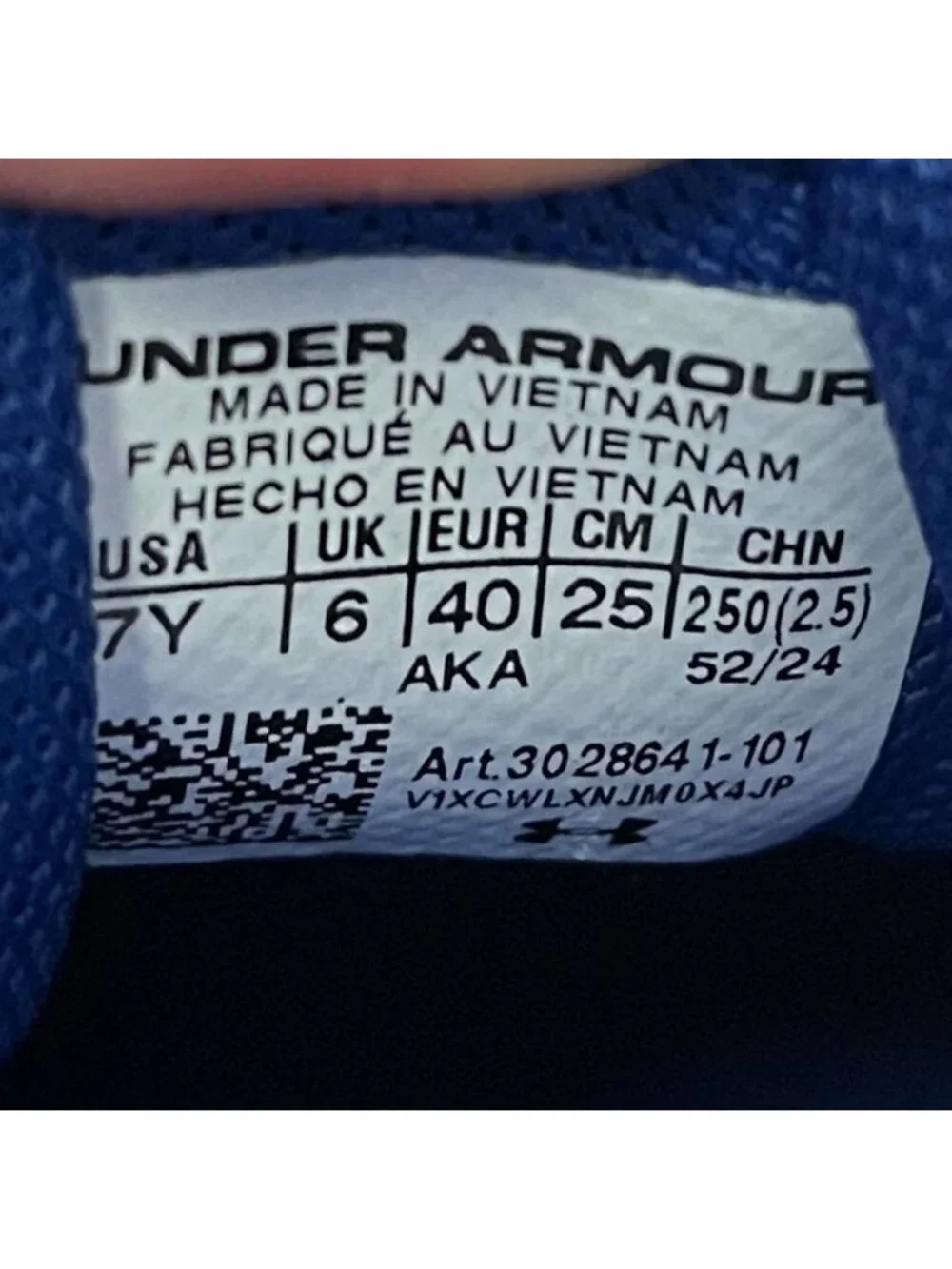 Under Armour Official GS Boys Size 7Y White Tech Blue Athletic Shoes Sneakers